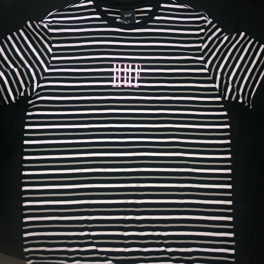 Huf T-Shirt. Size Medium. Brand New.